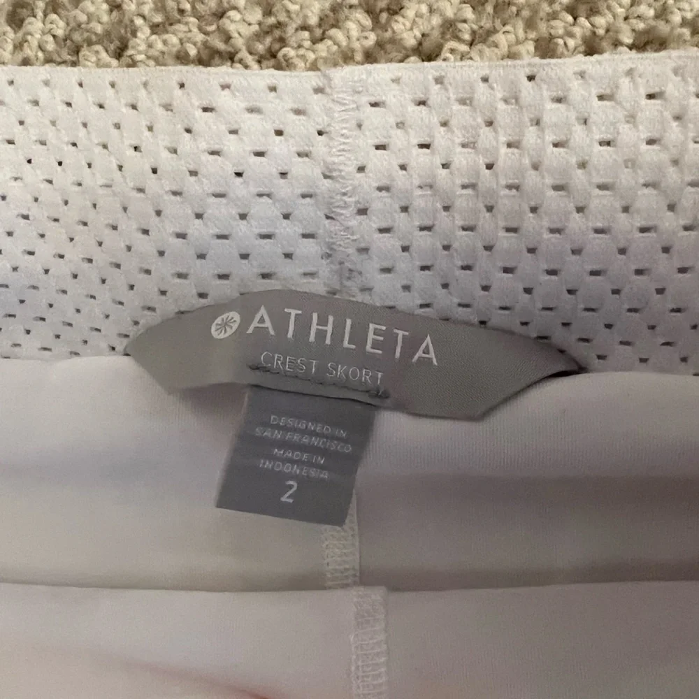 Athleta Crest skort NWT size 2_5